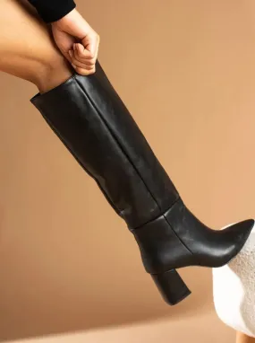 Bottes haute noir au genou avec talons