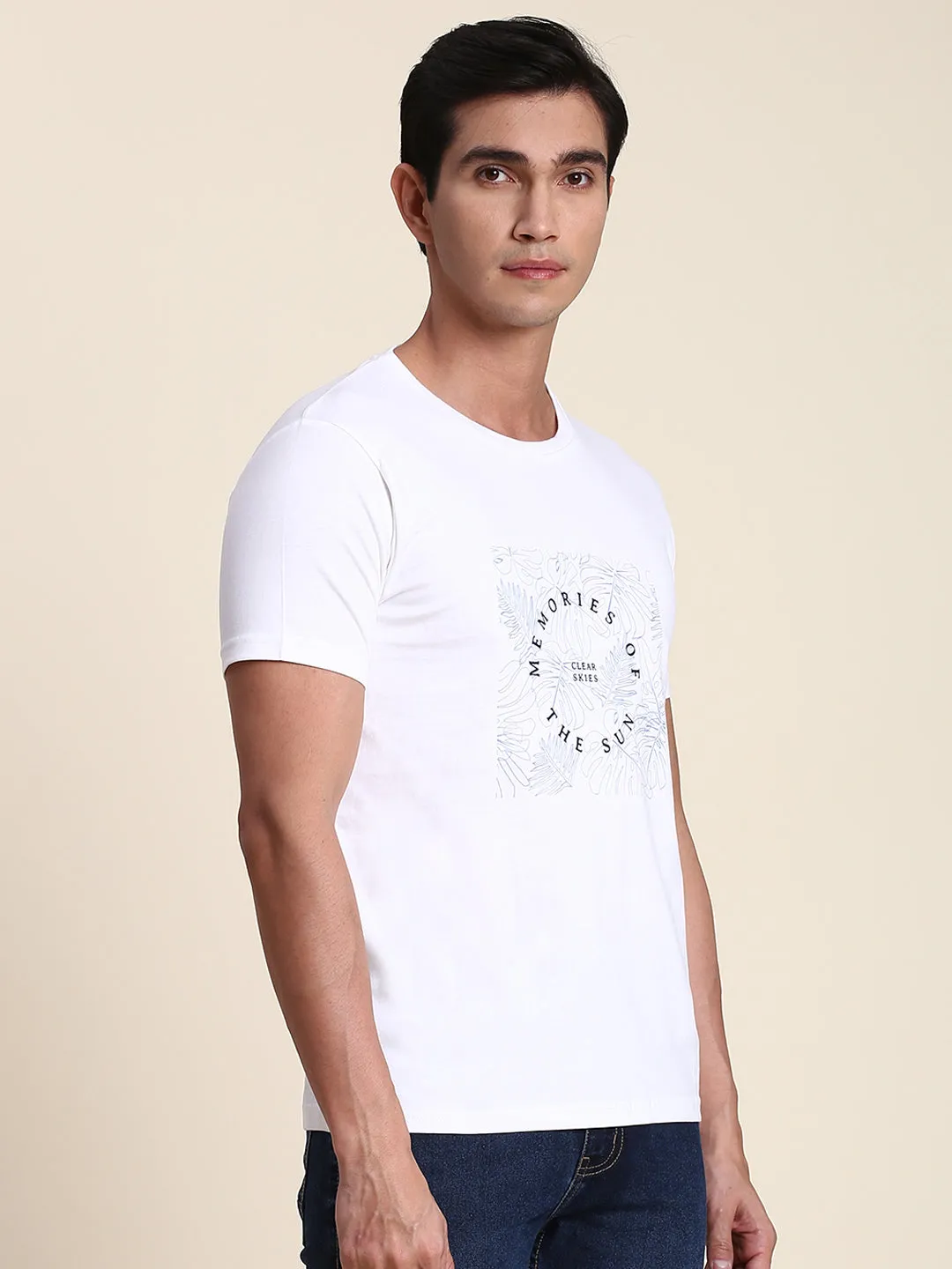 Men's Soft And Stretchy Fabric White Casual Crew Neck Tshirt