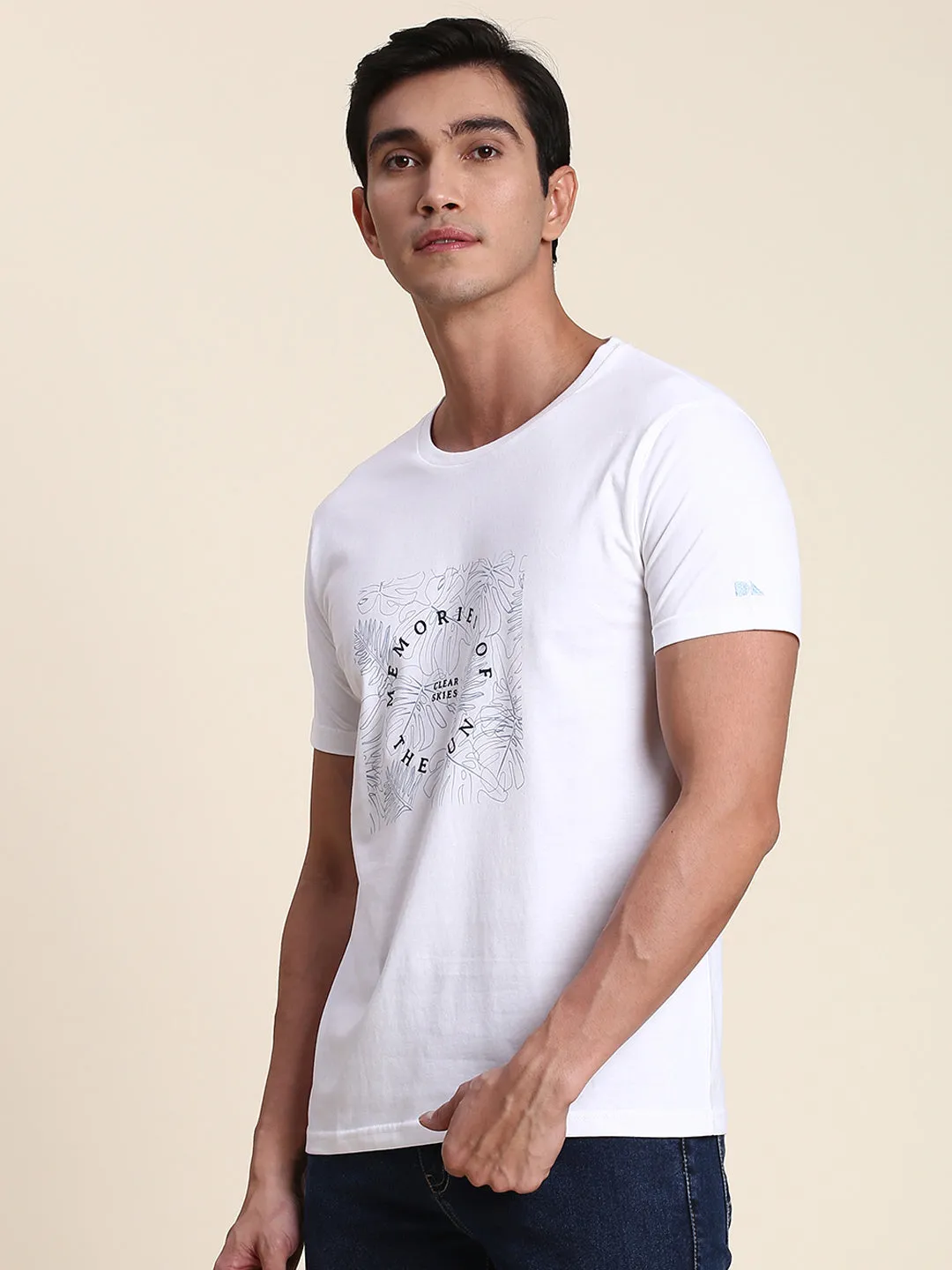 Men's Soft And Stretchy Fabric White Casual Crew Neck Tshirt