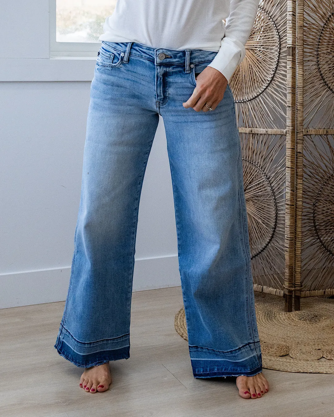 NEW! KanCan Greta Released Hem Wide Leg Jeans