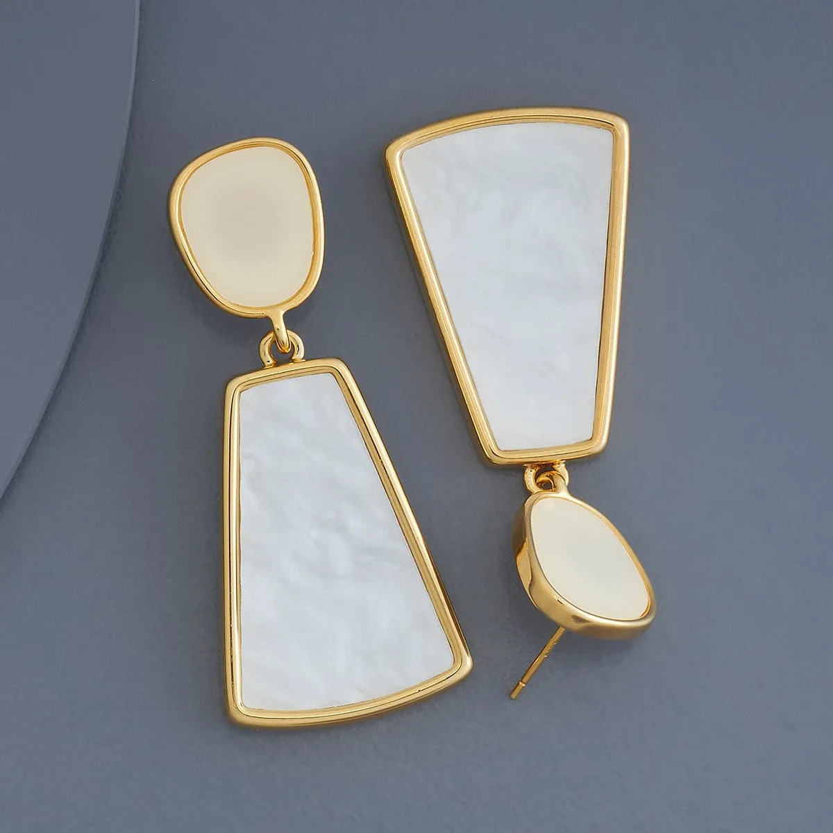 Trendy Earring 179039