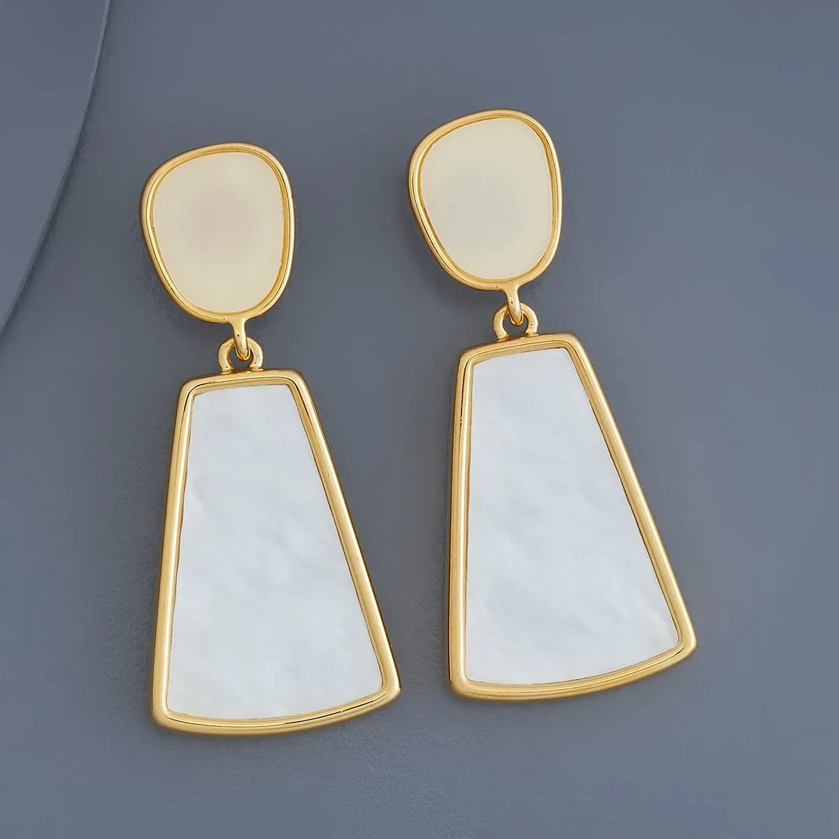 Trendy Earring 179039